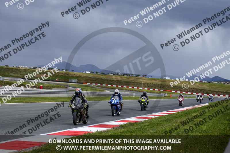 cadwell no limits trackday;cadwell park;cadwell park photographs;cadwell trackday photographs;enduro digital images;event digital images;eventdigitalimages;navarra;no limits trackdays;peter wileman photography;racing digital images;trackday digital images;trackday photos